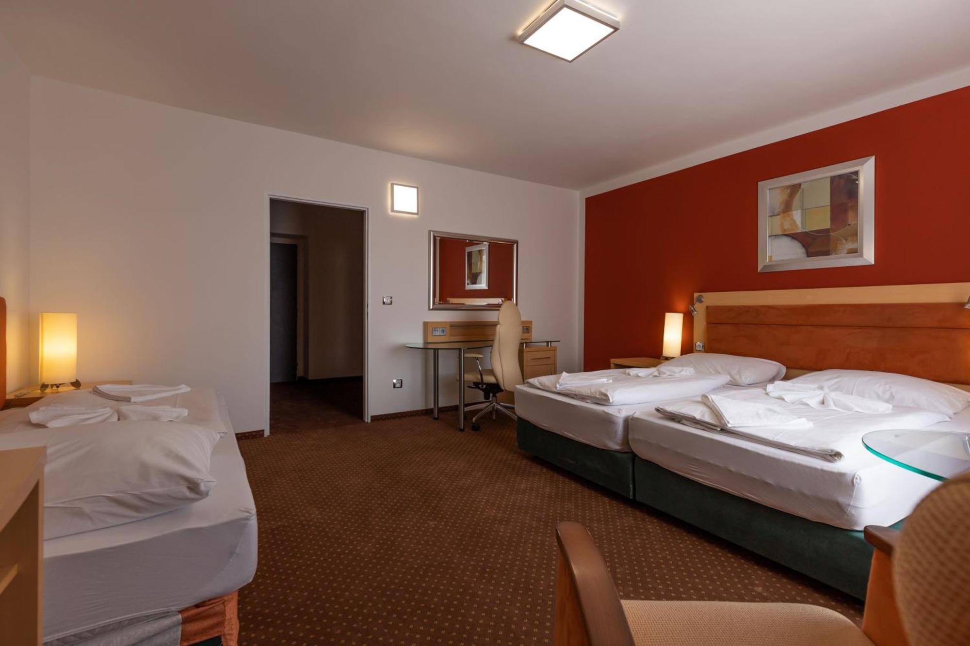Hotel Active & Wellness Subterra Ostrov (Karlovy Vary)