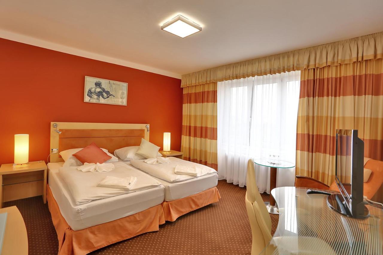 Hotel Active & Wellness Subterra Ostrov (Karlovy Vary)
